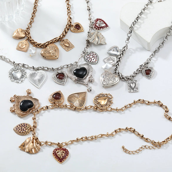 Wholesale Multilayer Metal Retro Heart Pendant Ladies Charm Necklace Alloy Electroplating