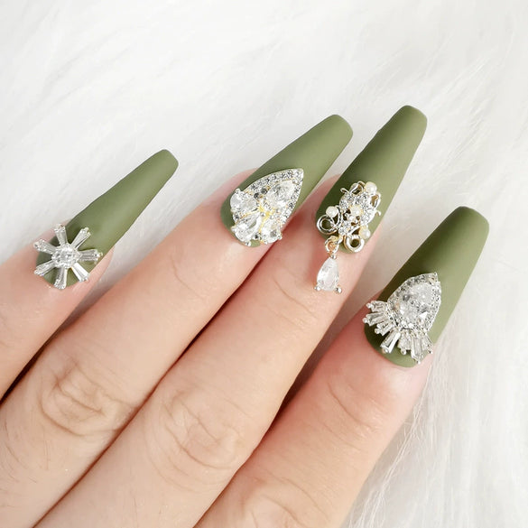 Wholesale Nail Art Pendant With Zircon Real Gold Electroplated Metal Moon Bow Butterfly Design