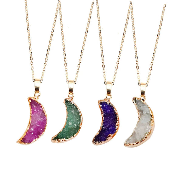 Wholesale Natural Crystal Crescent Pendant Necklace With Gold Plated Edge Original Stone Moon Pendant And Crystal Tooth Material