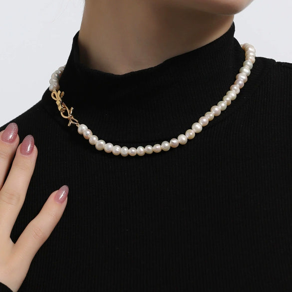 Wholesale Natural Freshwater Pearl Necklace Copper Accessories Near Circle Shape Bow Buckle