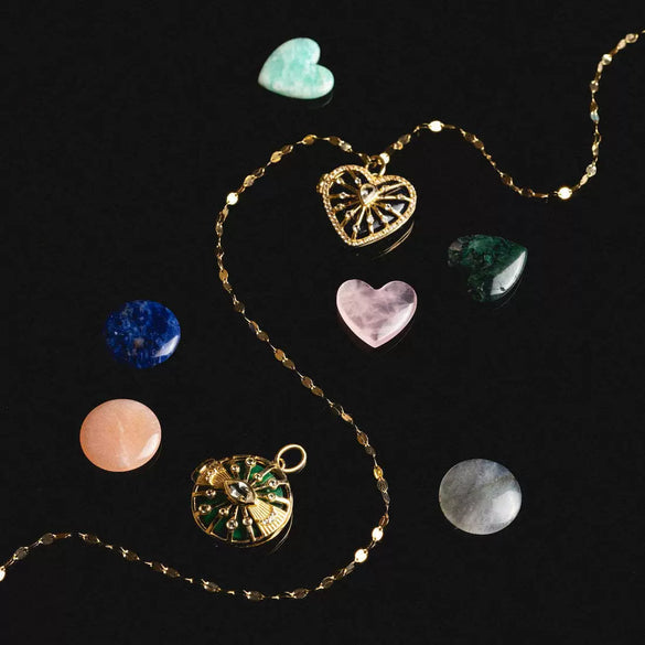 Wholesale Natural Stone Diamond Love Opening Necklace Copper Retro Heart Shape Women