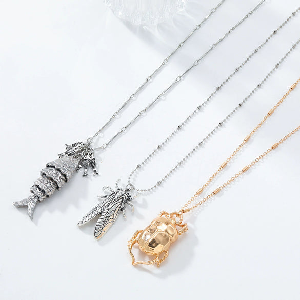 Wholesale Necklace Alloy Insect Pattern Inlaid Pearl Electroplating Punk Style