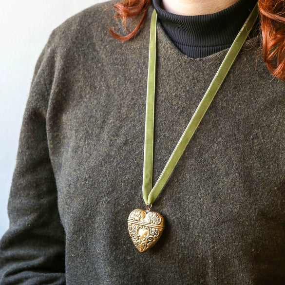 Wholesale Necklace Brass Heart Shape Printing Electroplating Unisex Literary And Simple Style
