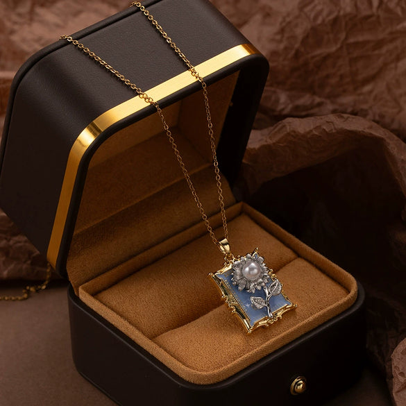 Wholesale Necklace Copper Freshwater Pearl Retro Flower Butterfly Electroplating Mixed Gem Stone Setting For Women