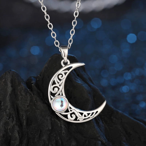 Wholesale Necklace Copper Geometric Style Gem Inlaid For Women Crescent Ochain