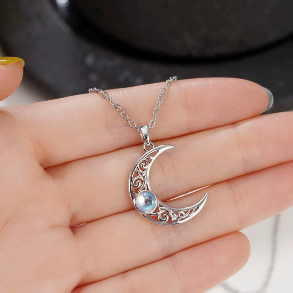 Wholesale Necklace Copper Geometric Style Gem Inlaid For Women Crescent Ochain