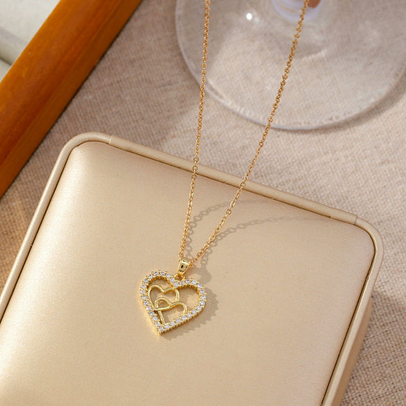 Wholesale Necklace Copper Titanium Steel Geometric Peach Heart Electroplating Light Luxury Style For Women