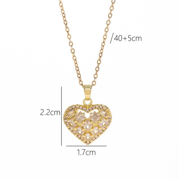 Wholesale Necklace Copper Titanium Steel Geometric Peach Heart Electroplating Light Luxury Style For Women