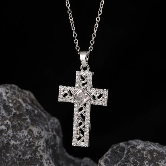 Wholesale Necklace Copper Zircon Electroplated Real Gold Geometric Cross Pendant For Women