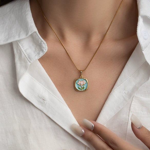 Wholesale Necklace Freshwater Pearl Titanium Steel Copper Flower Electroplating Design For Women