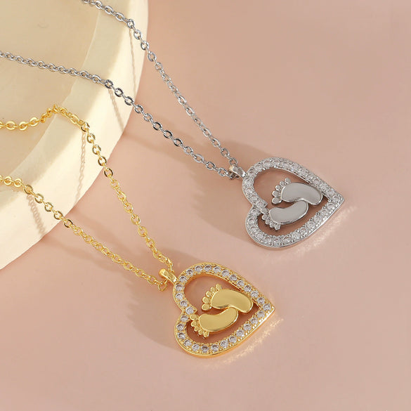 Wholesale Necklace Heartshaped Copper Gold Plated Pendant With Diamonds