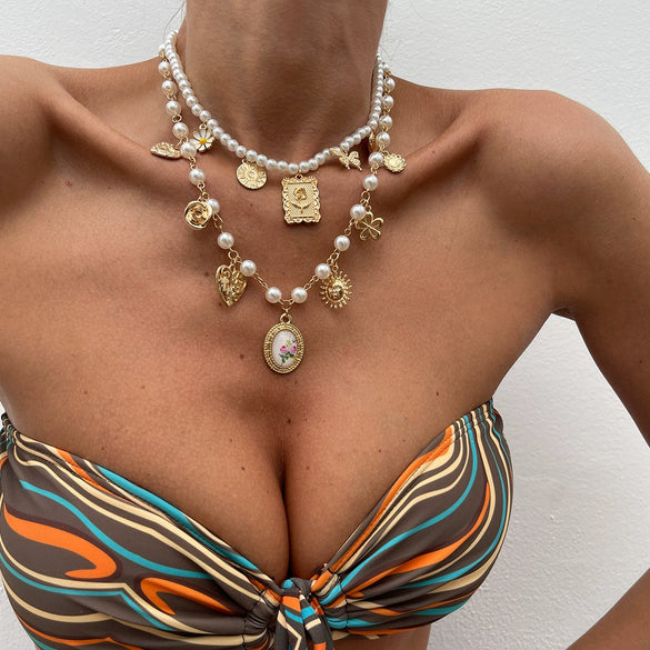 Wholesale Necklace Imitation Pearl Alloy Acrylic Geometric Electroplating Retro Animal Style Pendant