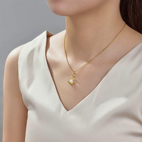 Wholesale Necklace Pendant Alloy Light Luxury Geometric 24K Gold Electroplated Imitation Pearl Design