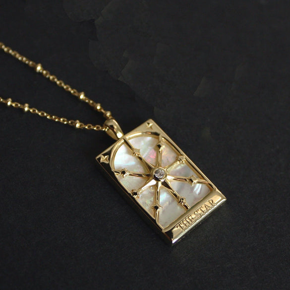 Wholesale Necklace Retro Light Luxury Star Moon Copper Pendant With Geometric Pattern And Electroplating Process For Women