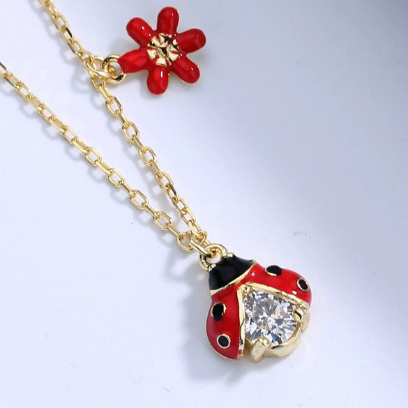 Wholesale Necklace S925 Sterling Silver Insect Pattern Gem Inlaid Pendant Clavicle Chain