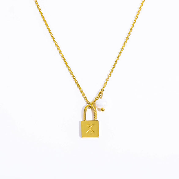 Wholesale Necklace Stainless Steel And Titanium Steel With 26 Letters Pearl Lock Pendant And 12 Constellations Handmade Ochain Plated With 18K Gold For Women
