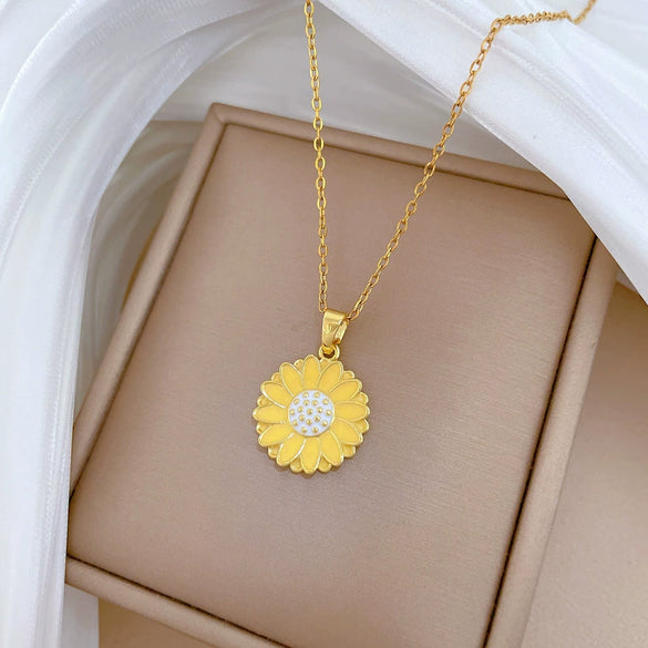 Wholesale Necklace Stainless Steel Copper Geometric Daisy Style