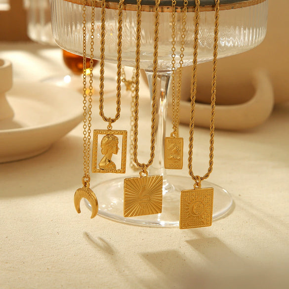 Wholesale Necklace Stainless Steel Square Geometric French Retro 18K Gold Plated Pendant For Women