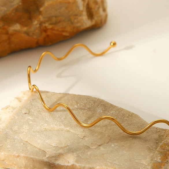 Wholesale Necklace Stainless Steel Titanium Steel Wave Geometric Electroplating For Women