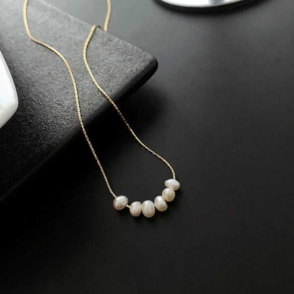 Wholesale Necklace Titanium Steel Colorunfading Plated Imitation Pearl Embossed Rose Geometric Water Wave Chain