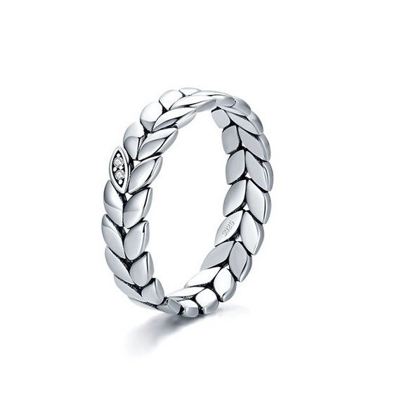 Wholesale Niche Design S925 Silver Lucky Leaf Pattern Women's Jewelry Set Ring Earrings With Seiko Craftsmanship