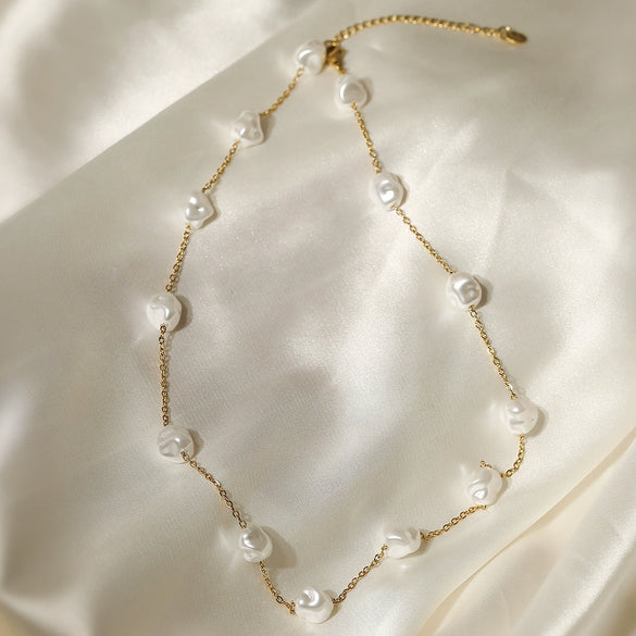Wholesale Niche Elegant Imitation Pearl Geometric Stainless Steel Necklace For Women