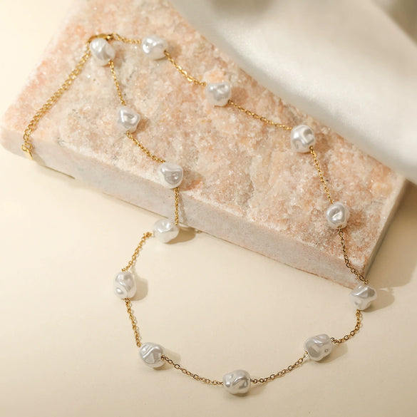 Wholesale Niche Elegant Imitation Pearl Geometric Stainless Steel Necklace For Women