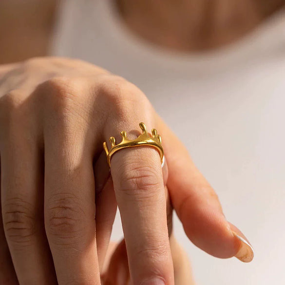 Wholesale Niche Lava Crown Pattern Stainless Steel And Titanium Steel Opening Adjustable Ring With Electroplating Treatment