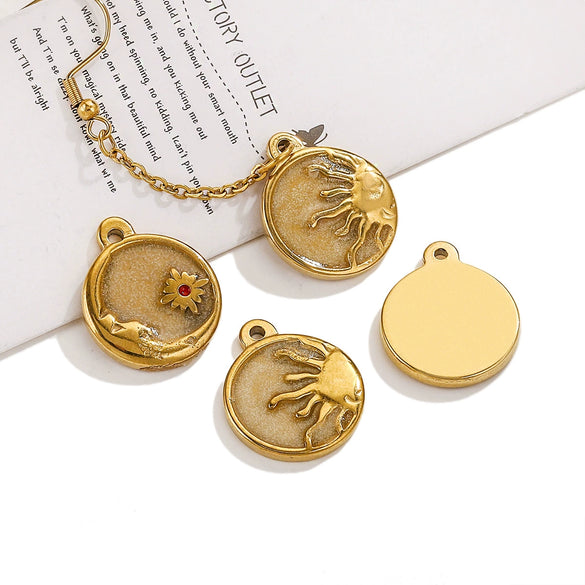 Wholesale Niche Luminous Allmatch Necklace Stainless Steel 18K Gold Plated With Threedimensional Sun Moon Flower Pendant Handmade