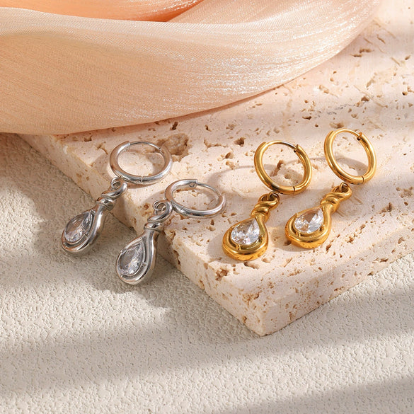 Wholesale Niche Style 18K Gold Plated Stainless Steel Water Dropshaped Zircon Earrings For Women