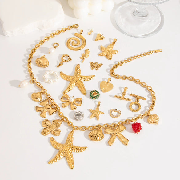 Wholesale Ocean Wind Jewelry Accessories Stainless Steel Pendant With Starfish And Love Design Classic Pattern Vacuum Real Gold Electroplating In Pvd Furnace