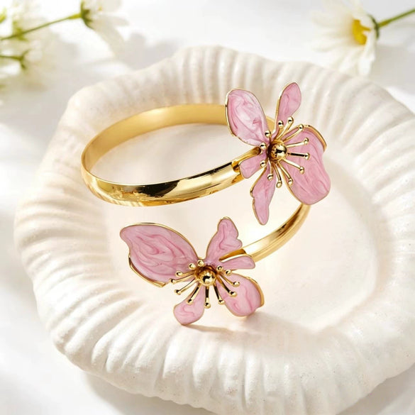 Wholesale Oildrip Floral Open Double Flower Alloy Bracelet With Electroplating Design