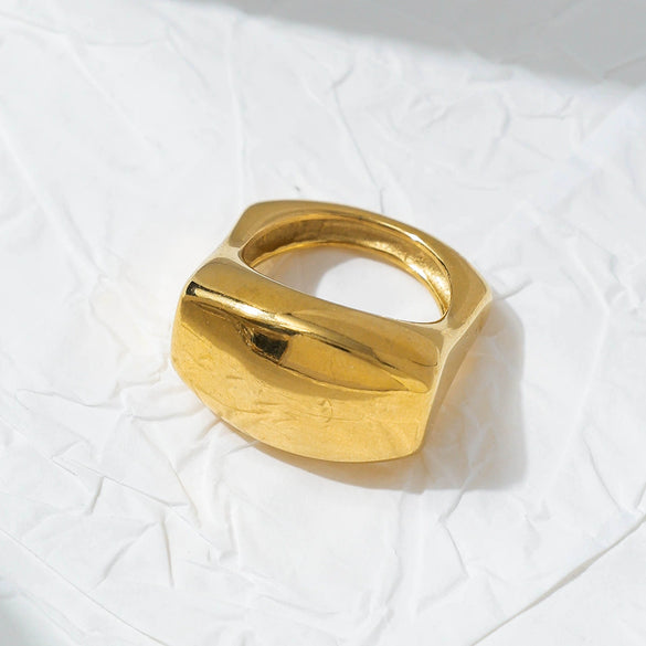 Wholesale Old Money Style Stainless Steel Geometric Wide Band Ring With Gold Plating
