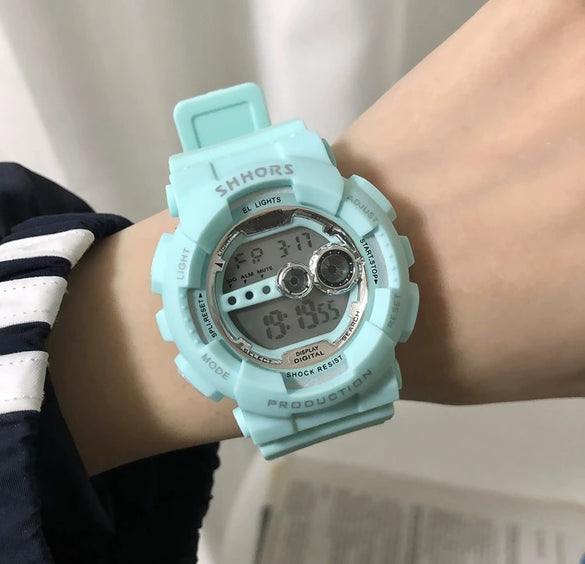 Wholesale Outdoor Sports Watch Plastic And Silicone Material Leisure Style