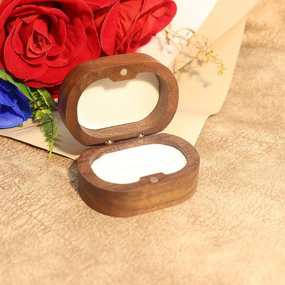 Wholesale Oval Black Walnut Vintage Jewelry Carving Ring Box For Women