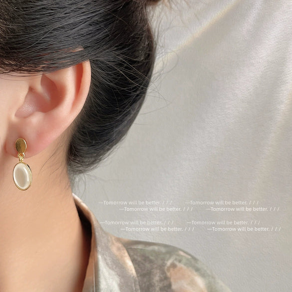 Wholesale Oval Cat's Eye Copper Earrings For Women Retro Style