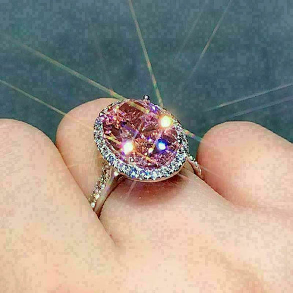 Wholesale Oval Copper Jewelry Geometric Style Inlaid Zircon Women's Ring
