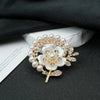 Wholesale Pearl Brooch Zinc Alloy Three Dimensional Flower Electroplated Female Unisex Clothing Accessory