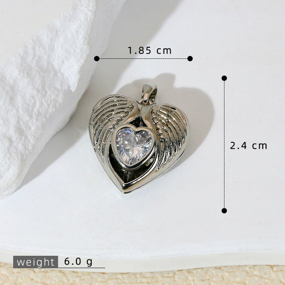 Wholesale Pendant Copper Love Diamondencrusted Red Stone Heartshaped Electroplated