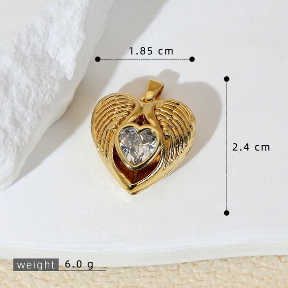 Wholesale Pendant Copper Love Diamondencrusted Red Stone Heartshaped Electroplated