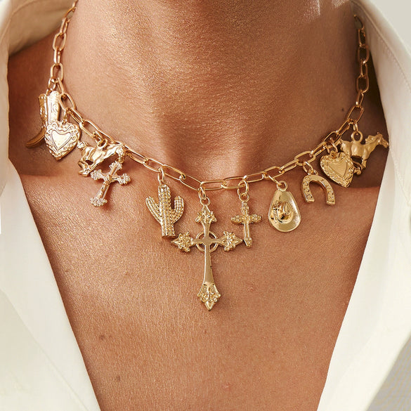 Wholesale Pendant Necklace Alloy Iron Chain Rhinestone Geometric Heart Shape Electroplating For Women