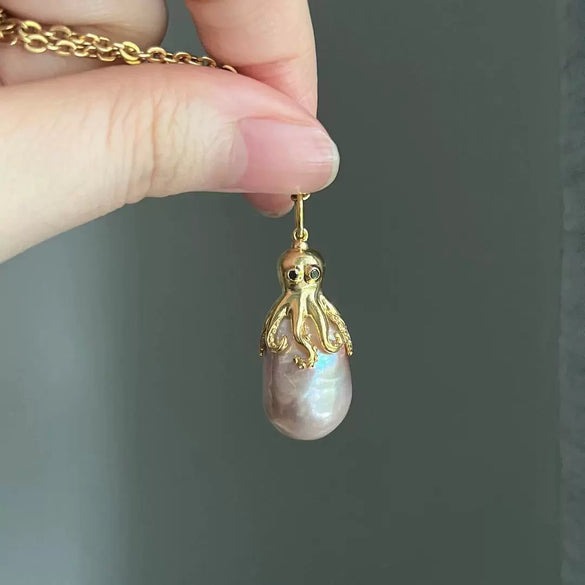 Wholesale Pendant Necklace Animal Zodiac Style Copper Inlaid Zircon Natural Pearl Baroque Octopus Jellyfish