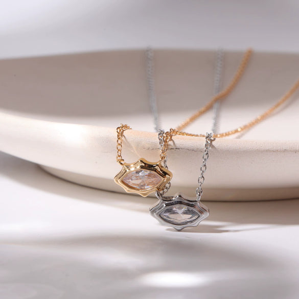 Wholesale Pendant Necklace Copper Artificial Crystal Geometric Oval Round Light Luxury Style Furnace Vacuum Plating O Shaped Chain For Women