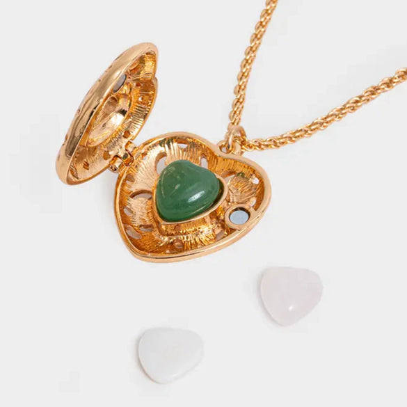 Wholesale Pendant Necklace Copper Heartshaped Vintage Electroplating Women