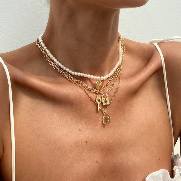 Wholesale Pendant Necklace Imitation Pearl Alloy Geometric Heart Shape Electroplating