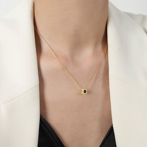 Wholesale Pendant Necklace Jewelry 316L Stainless Steel Geometric Inlaid Zircon Retro Light Luxury For Women