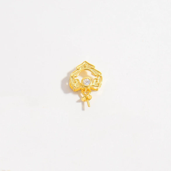 Wholesale Pendant S925 Silver Goldplated Ancient Craft Triangle Pattern Hollow Pearl Buckle Hetian Jade