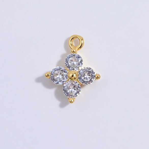 Wholesale Pendant S925 Sterling Silver Zirconia Fourleaf Clover Light Luxury Design