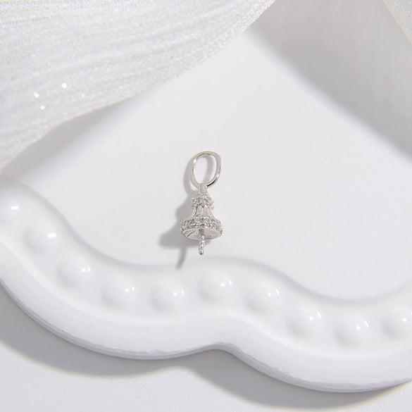 Wholesale Pendant Silver 925 Sterling Silver Minimalist Trumpet Shape Zirconia Inlaid Insect Big Hat Design