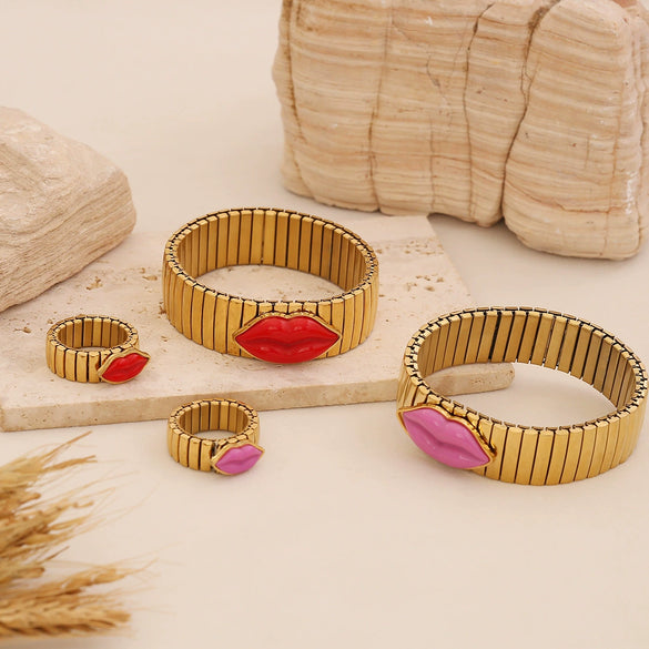 Wholesale Personalized Electroplated Stainless Steel Lip Bracelet And Ring Set